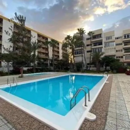 Yumboparadise Apartament *